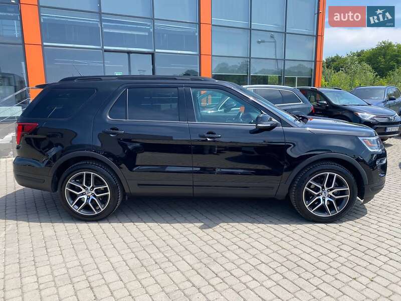 Внедорожник / Кроссовер Ford Explorer 2018 в Львове