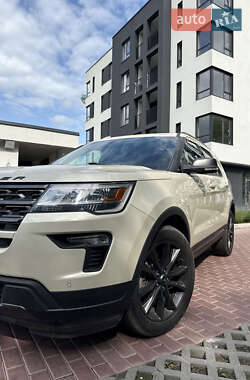 Внедорожник / Кроссовер Ford Explorer 2017 в 