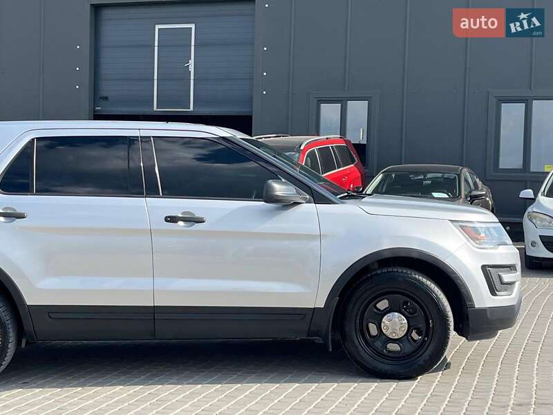 Позашляховик / Кросовер Ford Explorer 2017 в Львові