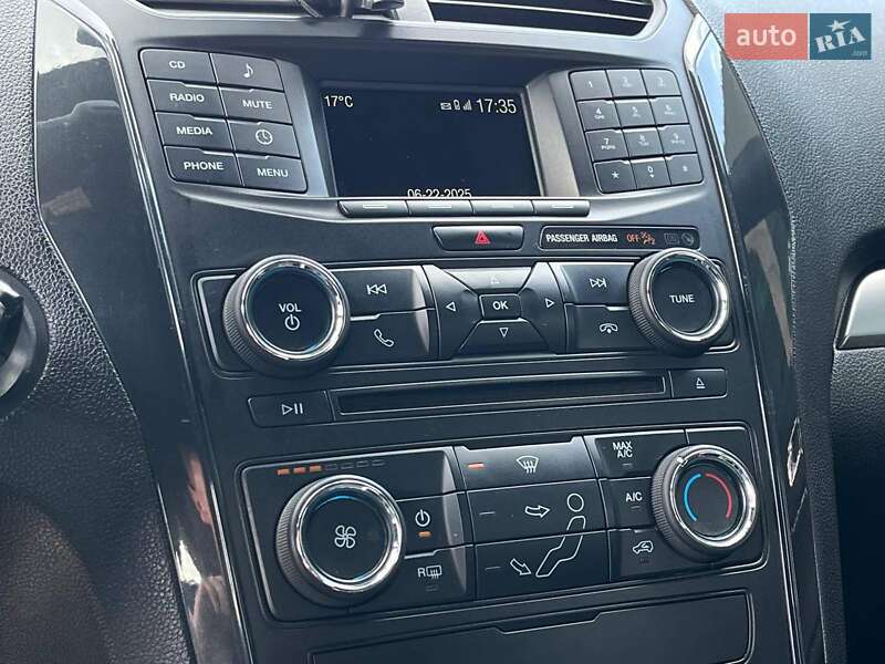 Позашляховик / Кросовер Ford Explorer 2017 в Львові