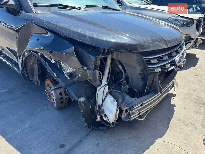 Позашляховик / Кросовер Ford Explorer 2015 в Львові фото 9 Позашляховик / Кросовер Ford Explorer 2015 в Львові