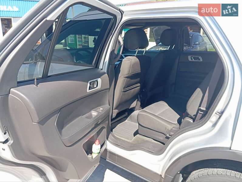 Внедорожник / Кроссовер Ford Explorer 2013 в Дубно