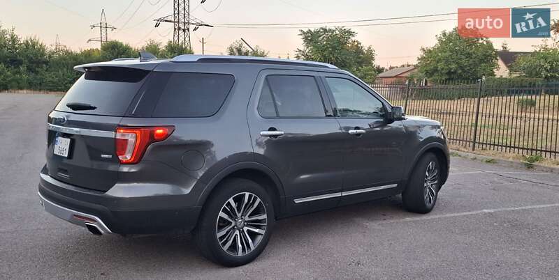 Внедорожник / Кроссовер Ford Explorer 2016 в Днепре