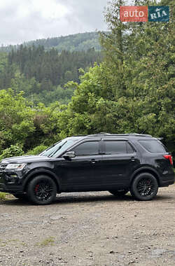 Внедорожник / Кроссовер Ford Explorer 2018 в Яремче