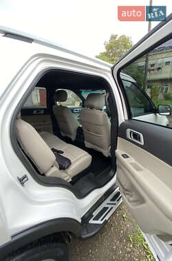 Внедорожник / Кроссовер Ford Explorer 2015 в 