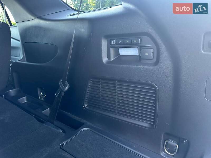 Внедорожник / Кроссовер Ford Explorer 2020 в Харькове фото 47 Внедорожник / Кроссовер Ford Explorer 2020 в Харькове