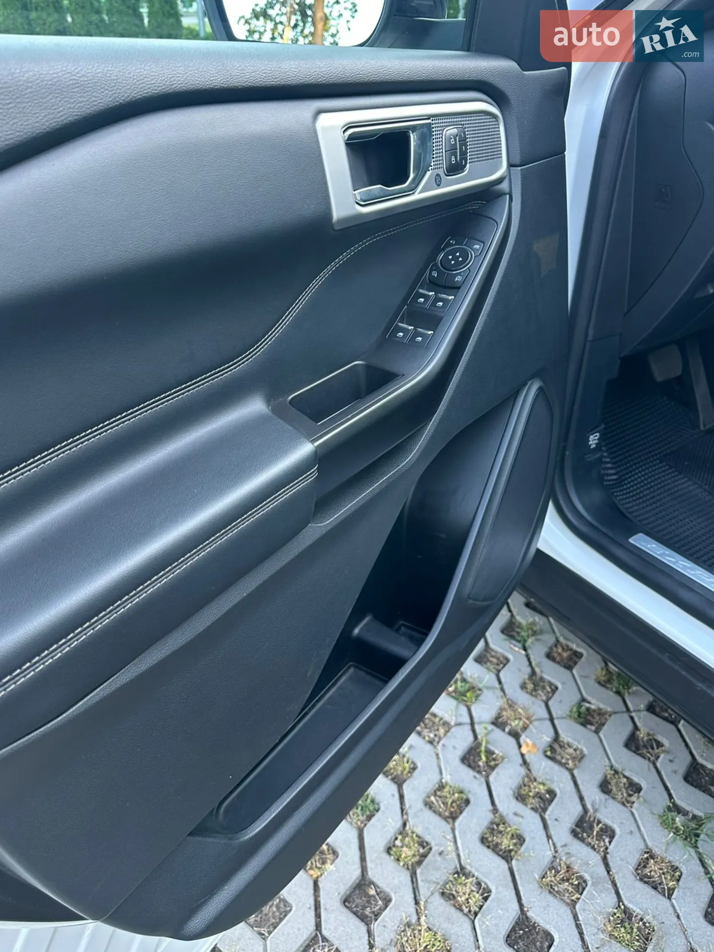 2020 Ford Explorer - мініатюра 34