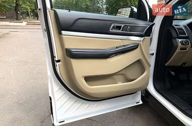 Внедорожник / Кроссовер Ford Explorer 2016 в 