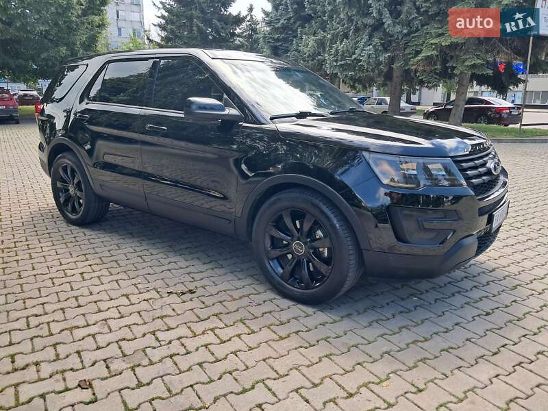 Внедорожник / Кроссовер Ford Explorer 2018 в Черновцах