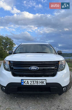 Внедорожник / Кроссовер Ford Explorer 2015 в 