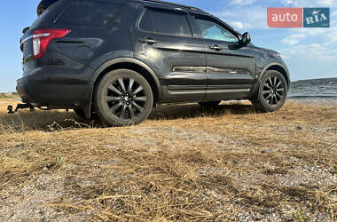 Внедорожник / Кроссовер Ford Explorer 2011 в 