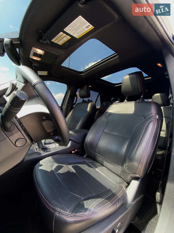 Внедорожник / Кроссовер Ford Explorer 2018 в Виннице