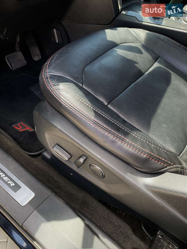 Внедорожник / Кроссовер Ford Explorer 2018 в Виннице