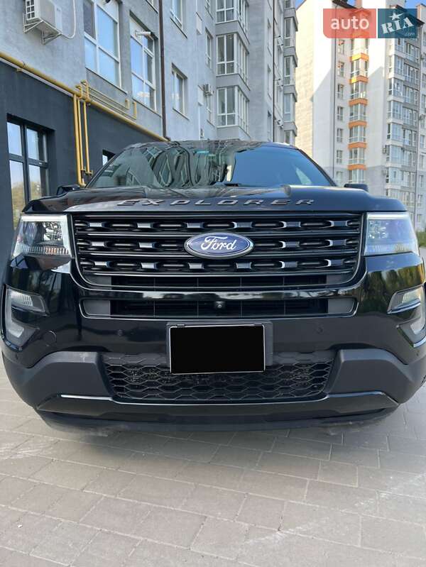 Позашляховик / Кросовер Ford Explorer 2016 в Івано-Франківську