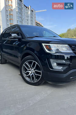 Внедорожник / Кроссовер Ford Explorer 2016 в Ивано-Франковске
