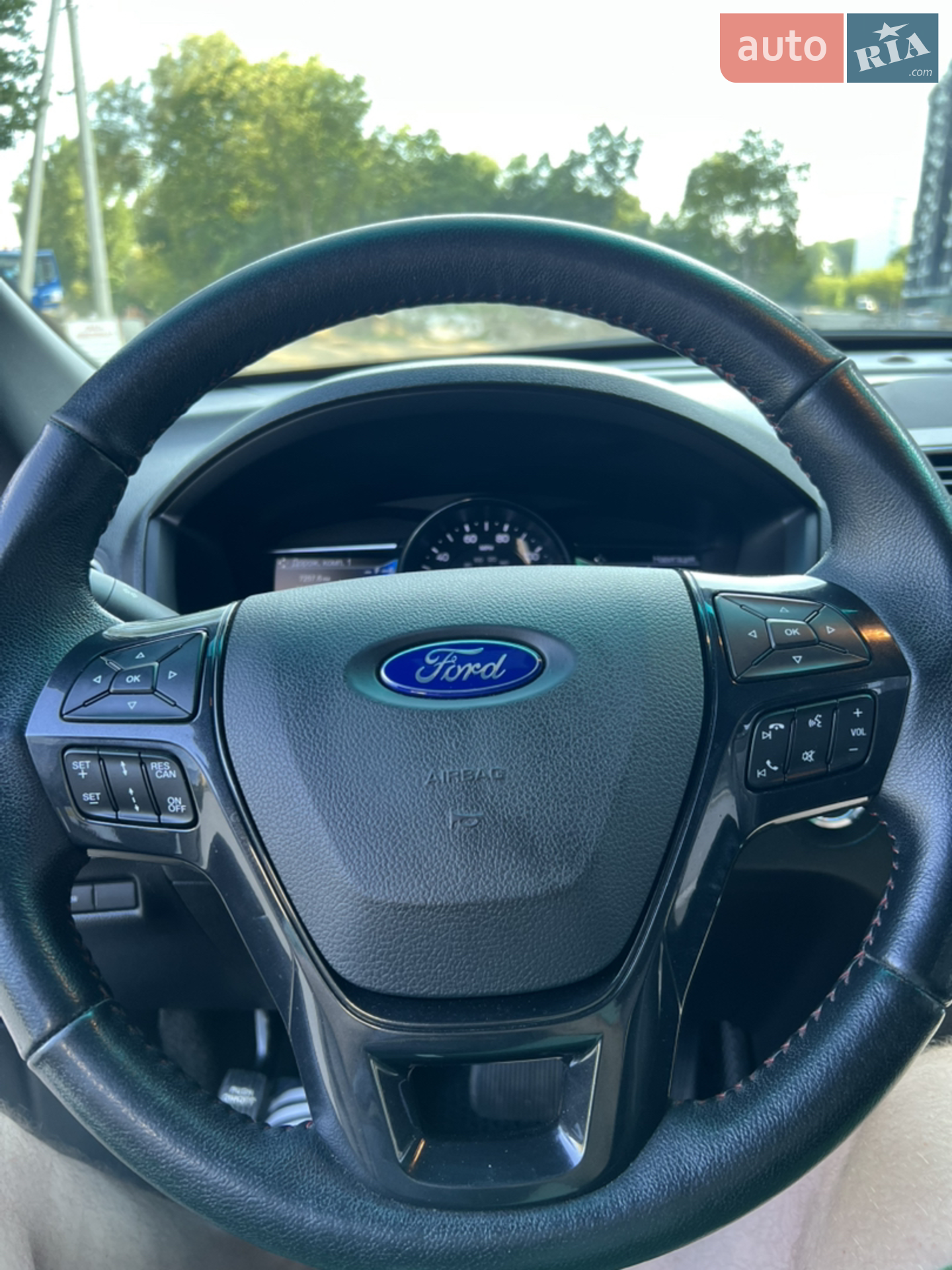 2016 Ford Explorer - мініатюра 24