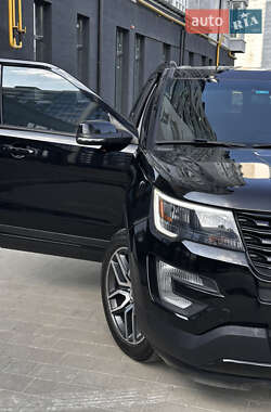 Внедорожник / Кроссовер Ford Explorer 2016 в Ивано-Франковске