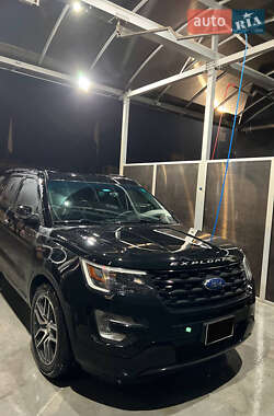Внедорожник / Кроссовер Ford Explorer 2016 в Ивано-Франковске