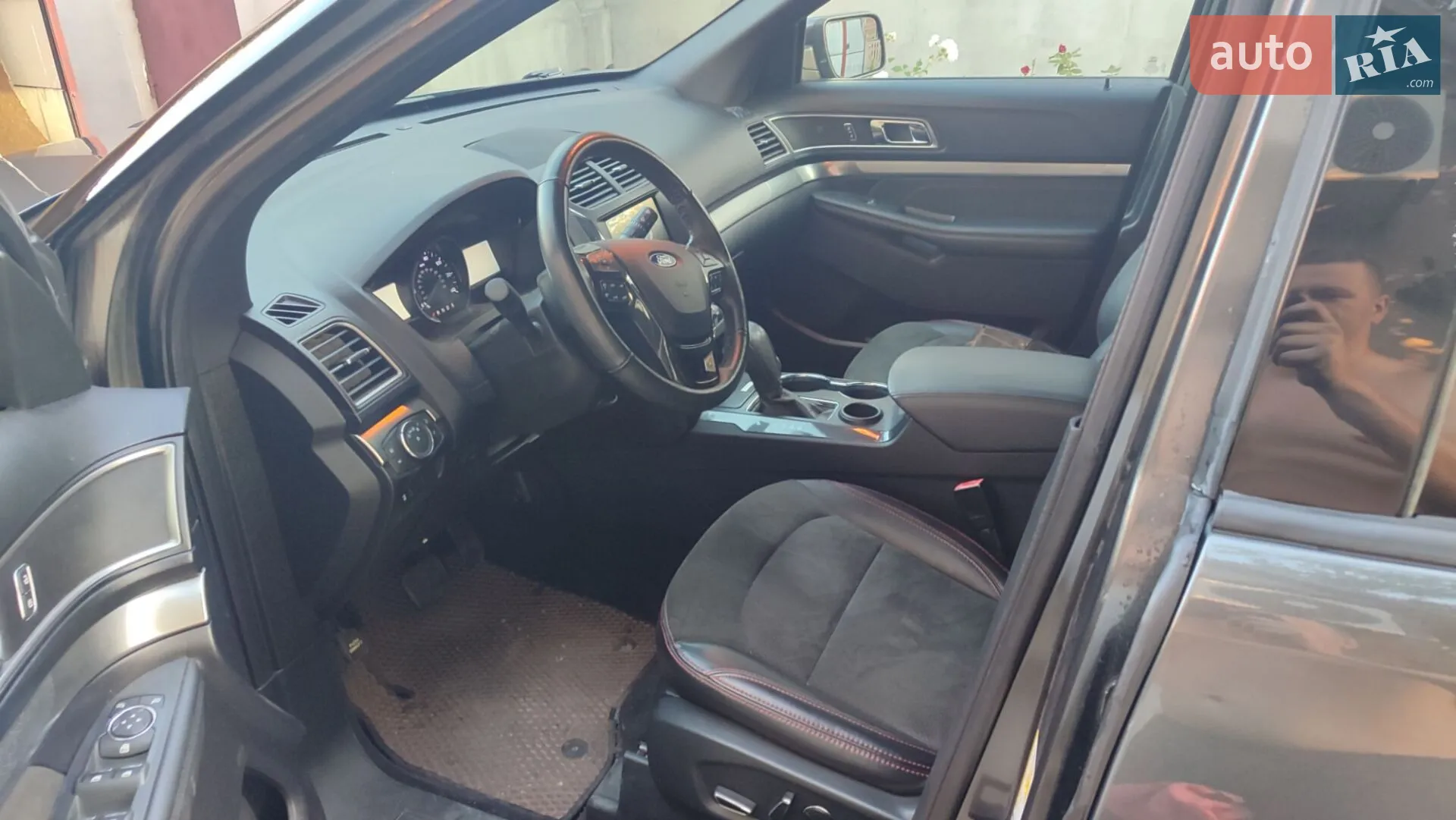 2018 Ford Explorer - мініатюра 2