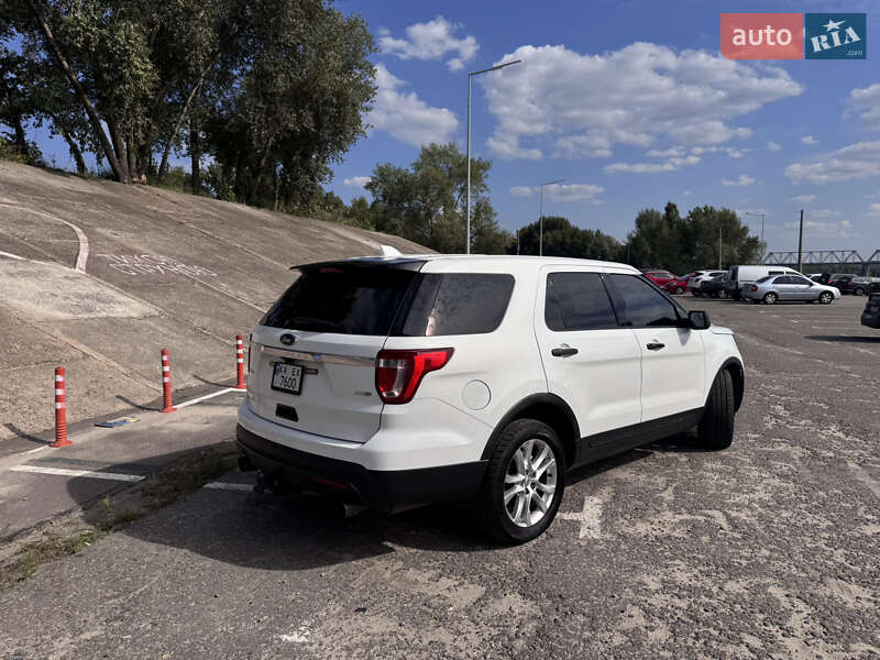 Внедорожник / Кроссовер Ford Explorer 2016 в Киеве