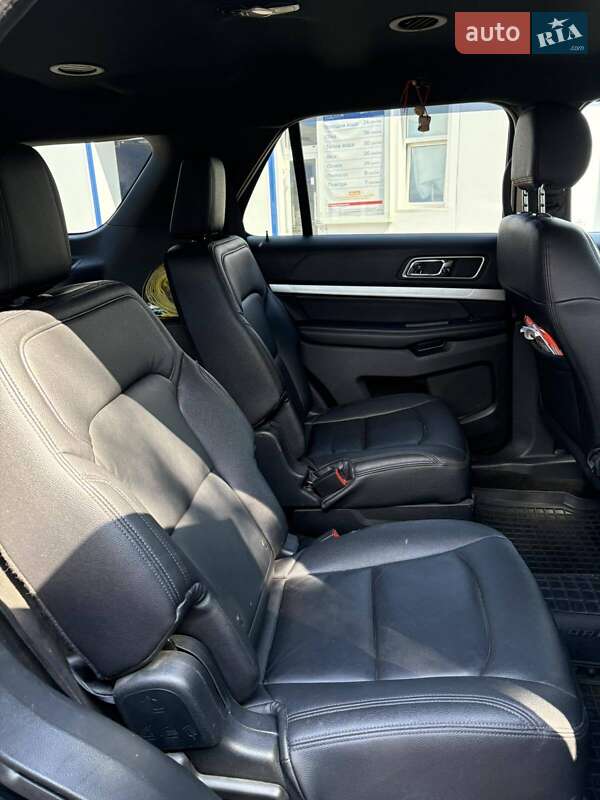 Позашляховик / Кросовер Ford Explorer 2017 в Києві фото 16 Позашляховик / Кросовер Ford Explorer 2017 в Києві