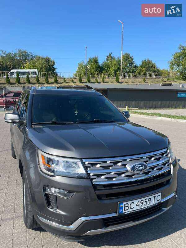 Внедорожник / Кроссовер Ford Explorer 2018 в Львове