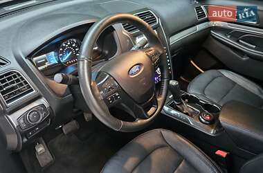 Внедорожник / Кроссовер Ford Explorer 2019 в 