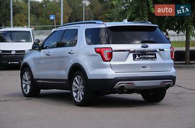 Позашляховик / Кросовер Ford Explorer 2017 в Києві