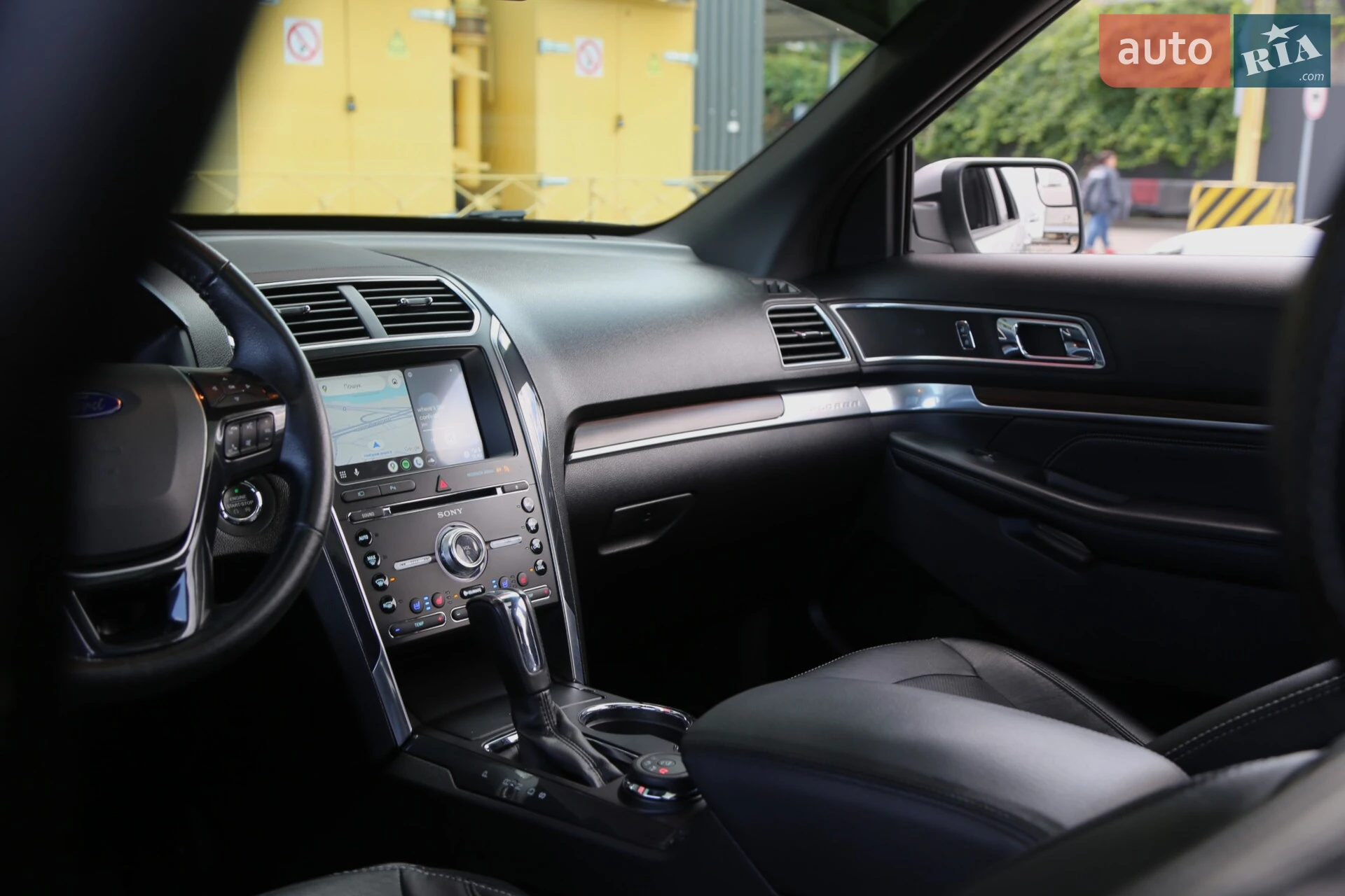 2017 Ford Explorer - мініатюра 16