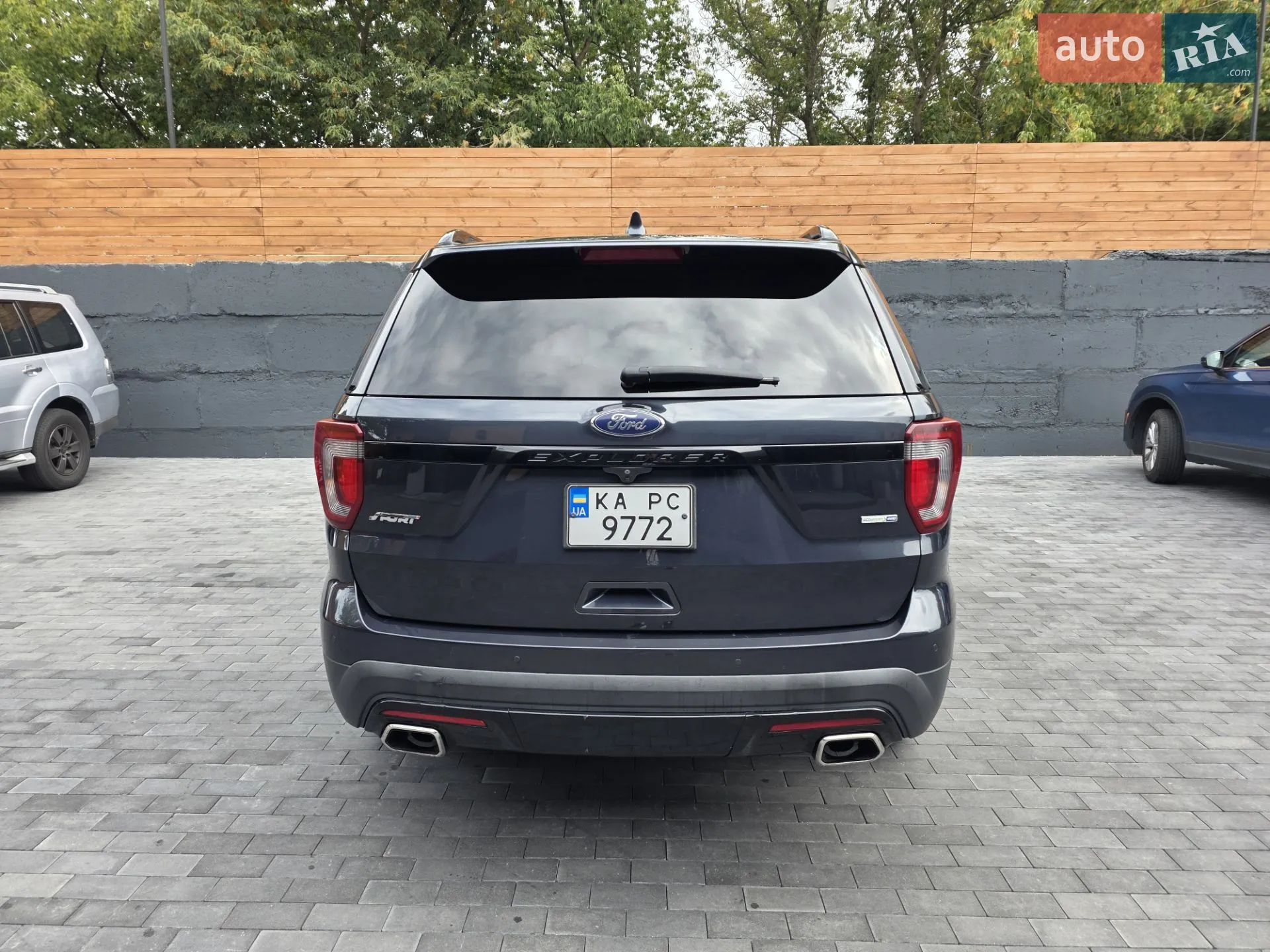 2016 Ford Explorer - мініатюра 7
