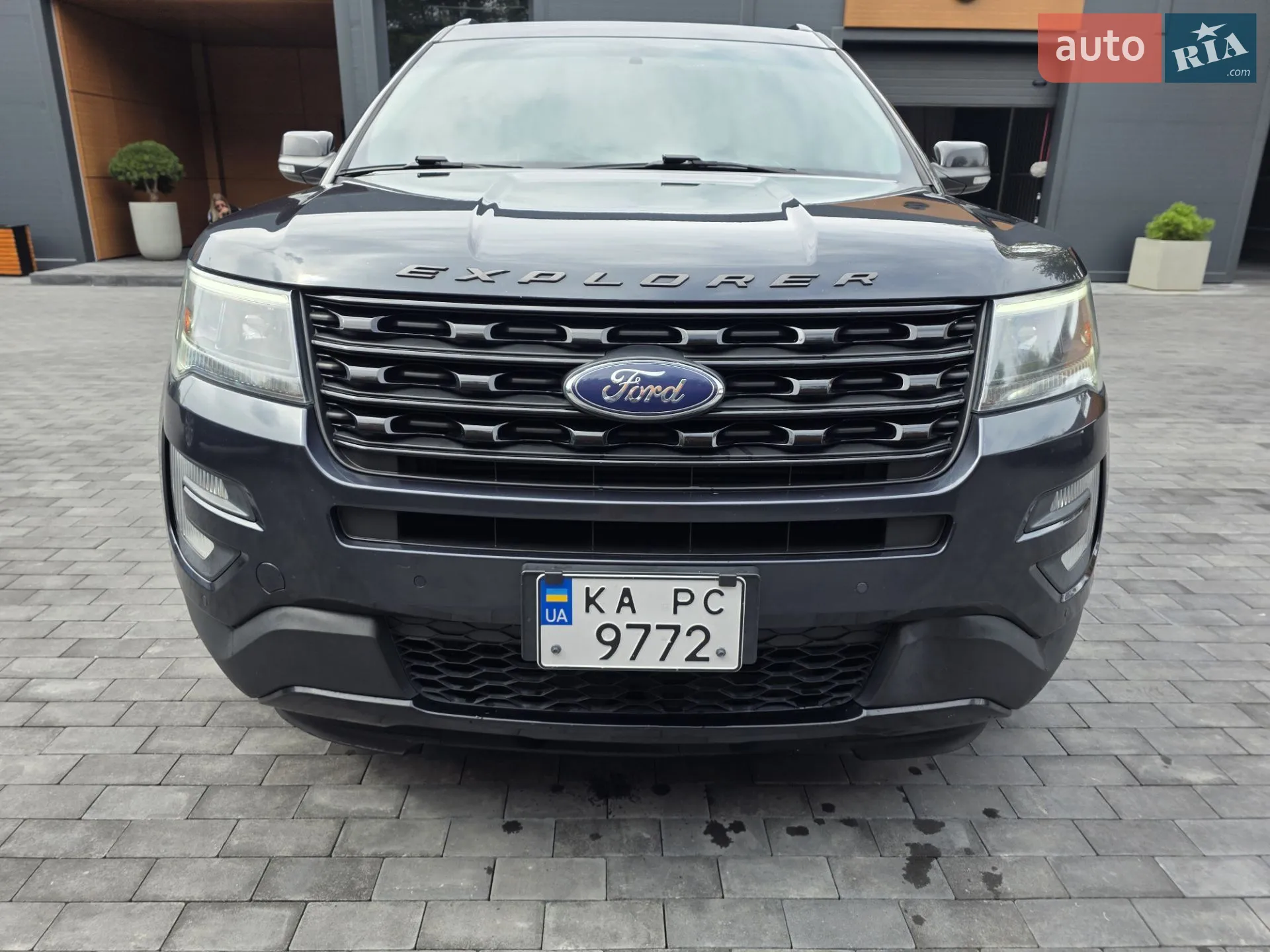 2016 Ford Explorer - мініатюра 9