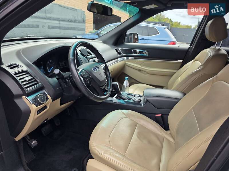 Внедорожник / Кроссовер Ford Explorer 2016 в Киеве