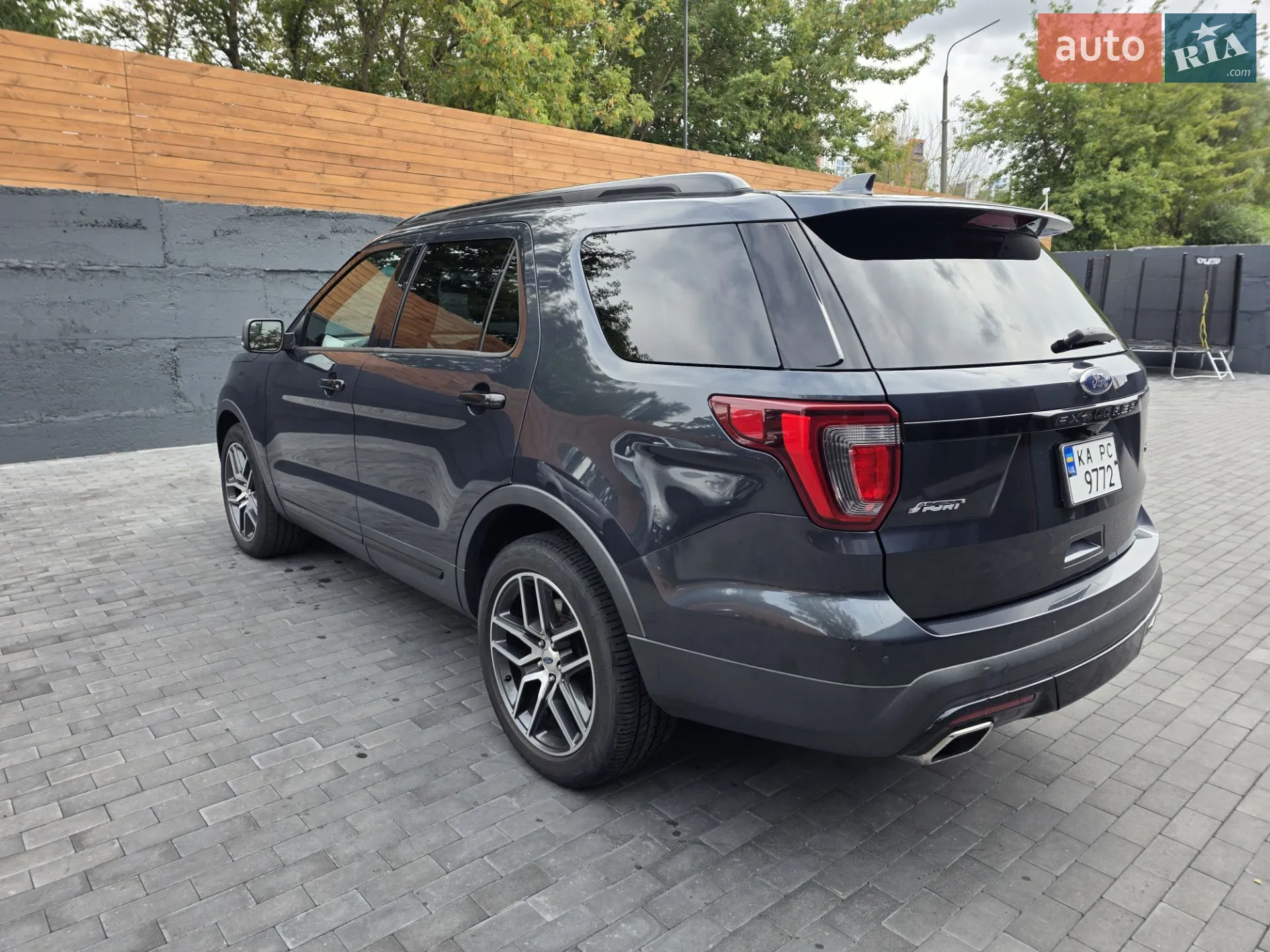 2016 Ford Explorer - мініатюра 14