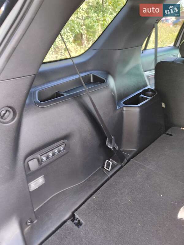 Позашляховик / Кросовер Ford Explorer 2015 в Києві