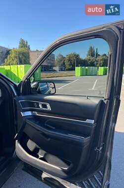 Внедорожник / Кроссовер Ford Explorer 2018 в Каменец-Подольском