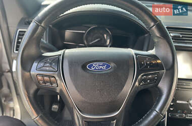 Внедорожник / Кроссовер Ford Explorer 2019 в 