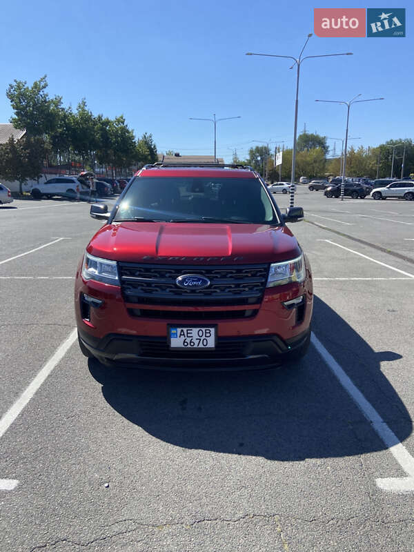 Позашляховик / Кросовер Ford Explorer 2018 в Дніпрі