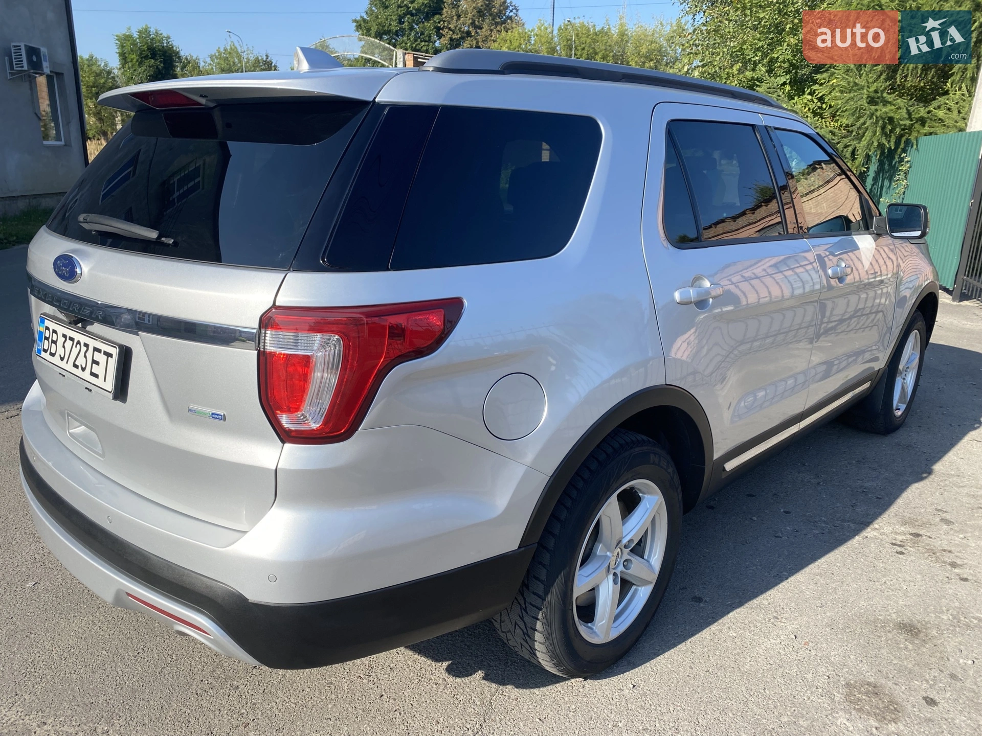 2017 Ford Explorer - мініатюра 9