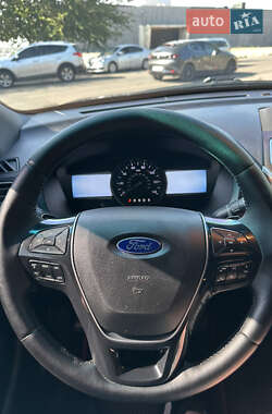 Внедорожник / Кроссовер Ford Explorer 2016 в 