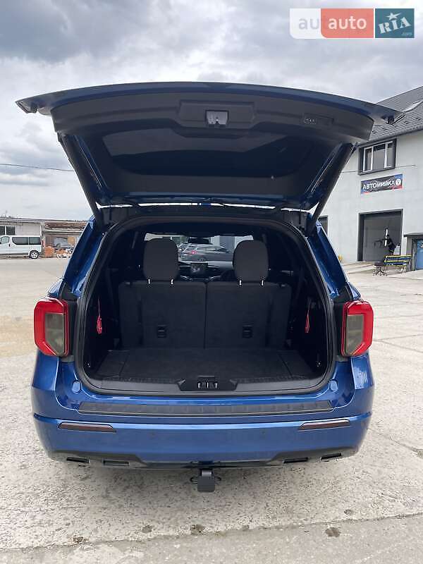 Позашляховик / Кросовер Ford Explorer 2020 в Вараші