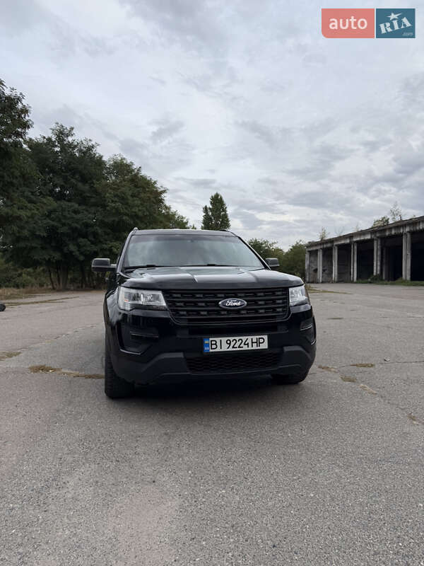 Внедорожник / Кроссовер Ford Explorer 2017 в Лубнах