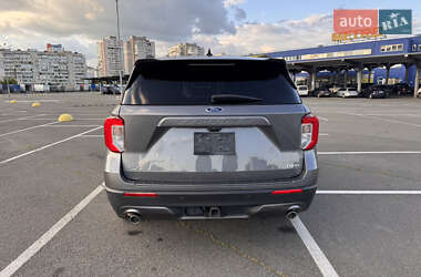 Позашляховик / Кросовер Ford Explorer 2022 в 