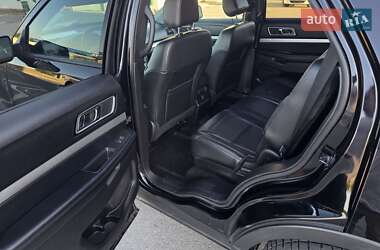 Внедорожник / Кроссовер Ford Explorer 2016 в 