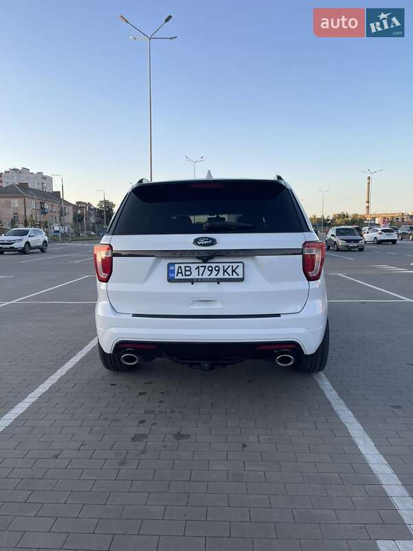 Позашляховик / Кросовер Ford Explorer 2015 в Вінниці