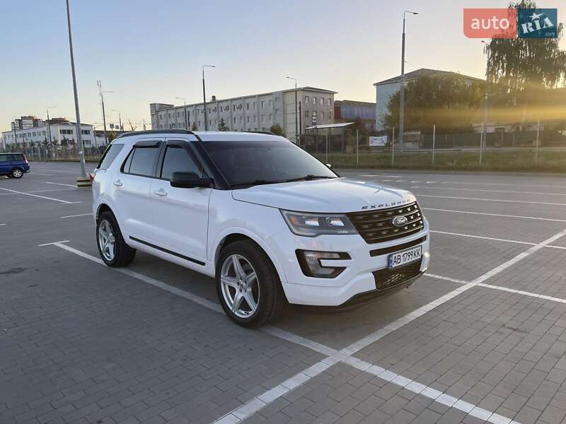 Позашляховик / Кросовер Ford Explorer 2015 в Вінниці