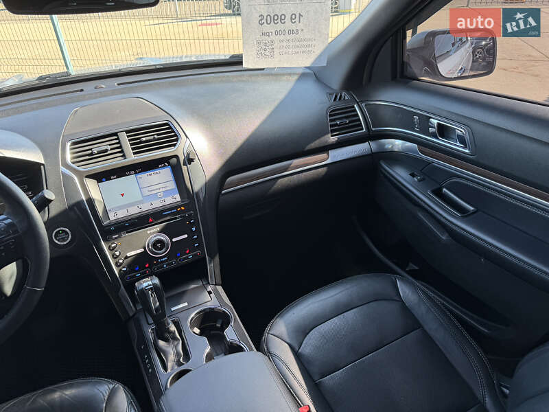 Позашляховик / Кросовер Ford Explorer 2018 в Києві