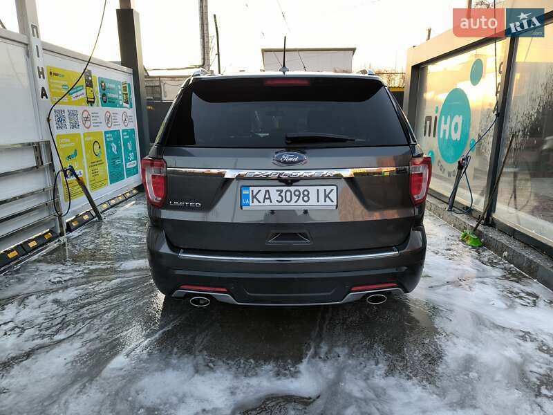 Внедорожник / Кроссовер Ford Explorer 2018 в Киеве