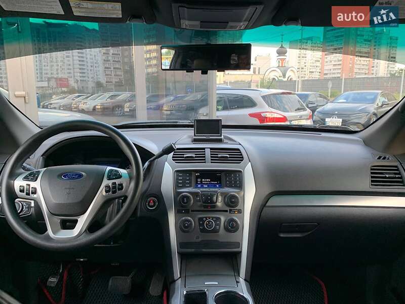 Внедорожник / Кроссовер Ford Explorer 2015 в Киеве