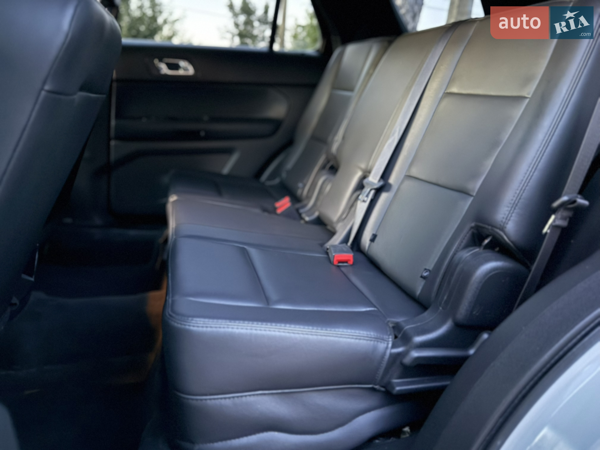 2015 Ford Explorer - мініатюра 18