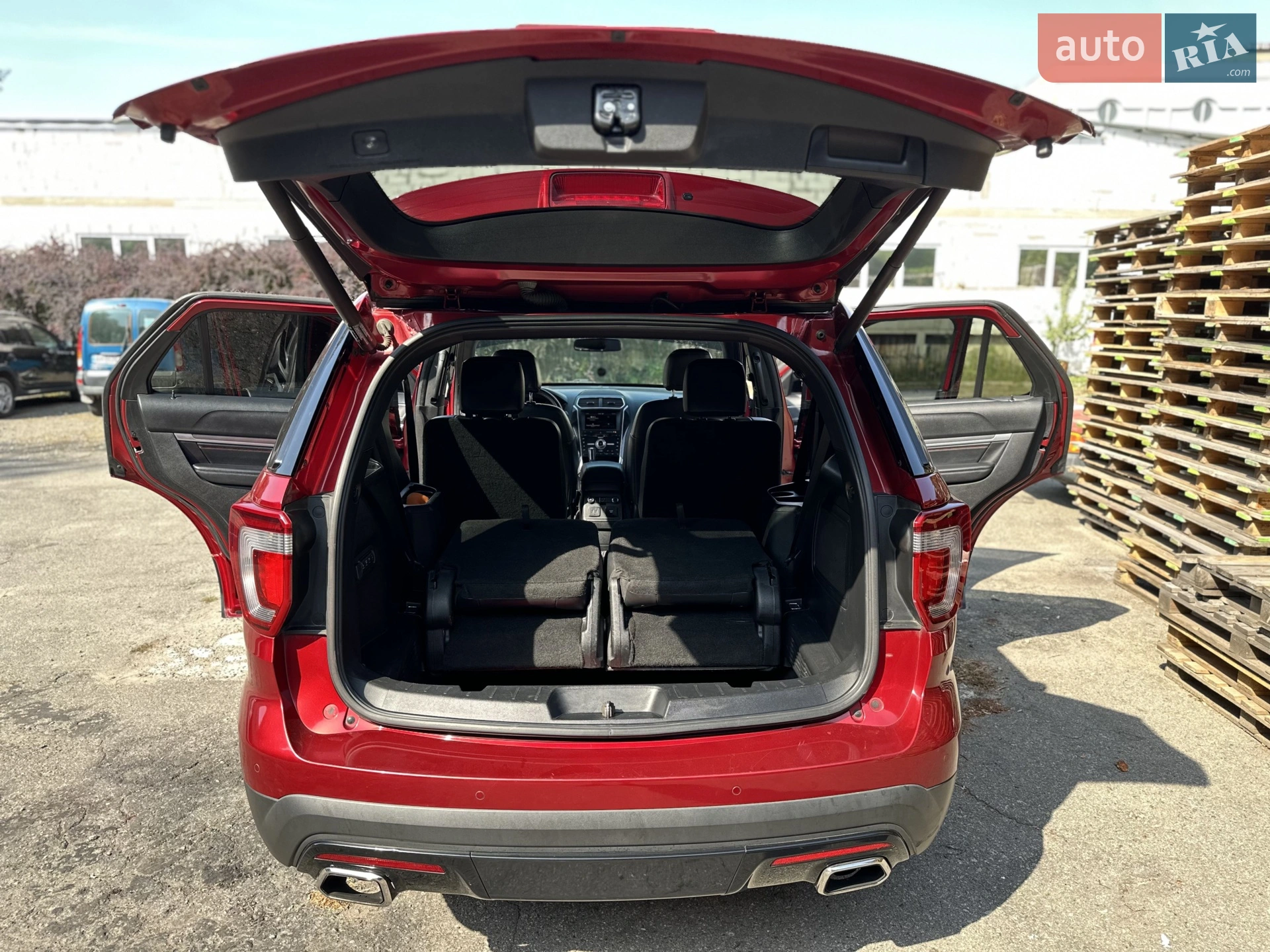 2016 Ford Explorer - мініатюра 17